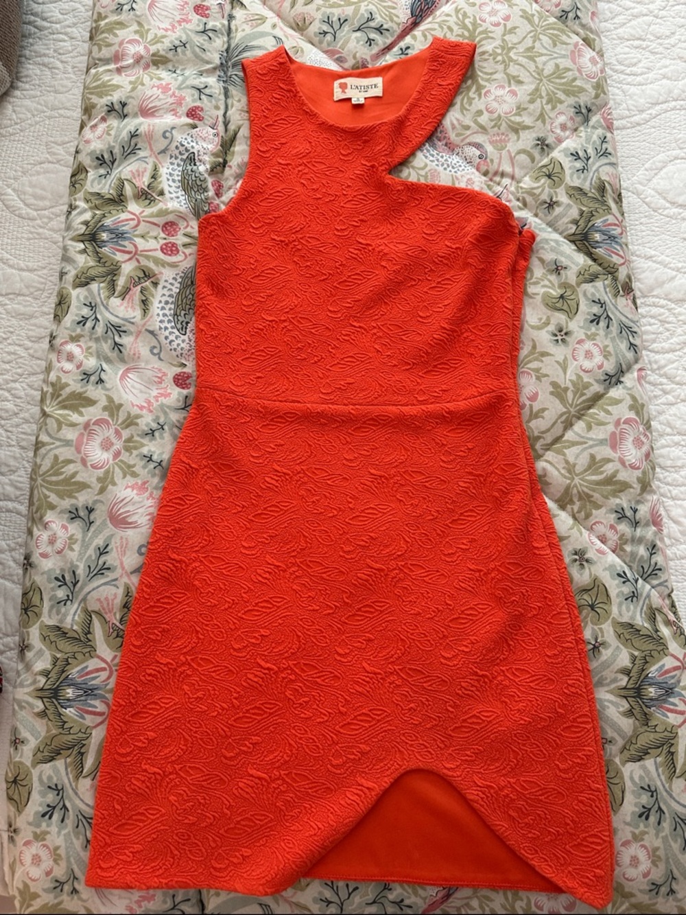 L'ATISTE Vibrant Orange Textured Sleeveless Top